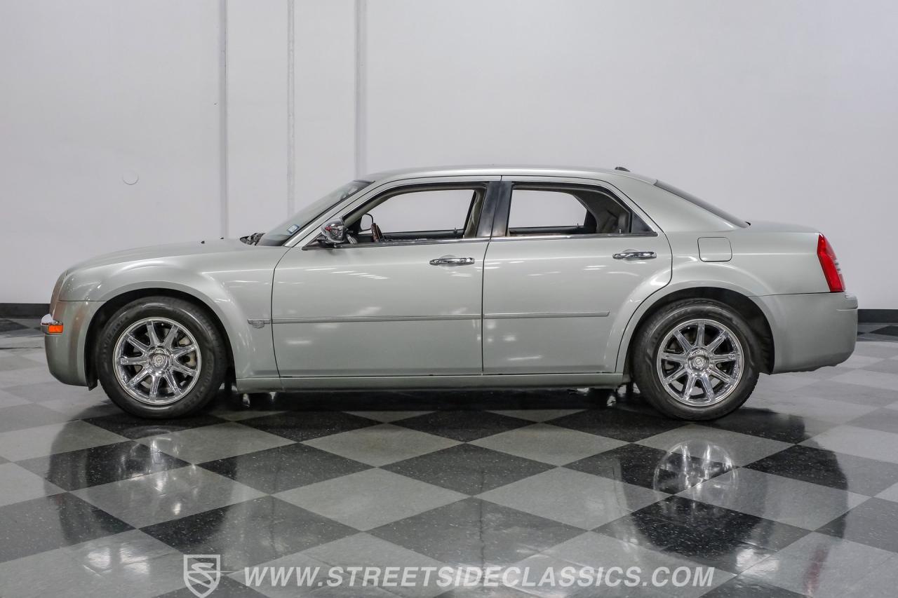 2005 Chrysler 300C