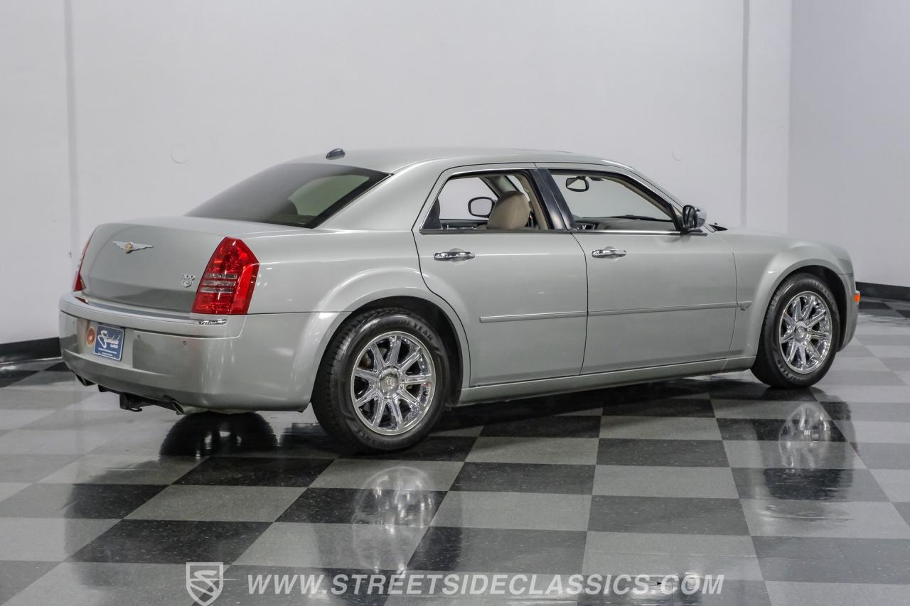 2005 Chrysler 300C
