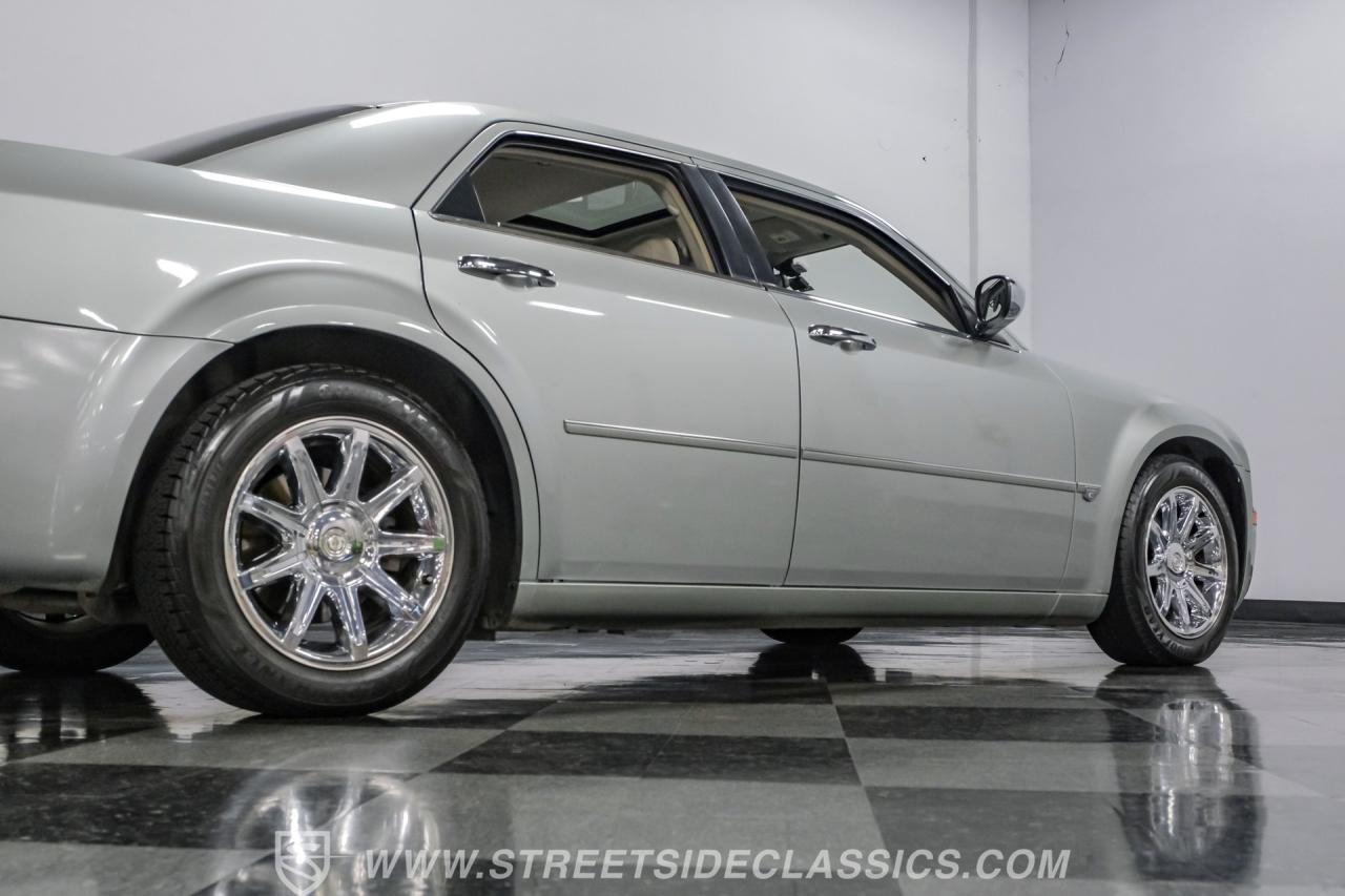 2005 Chrysler 300C