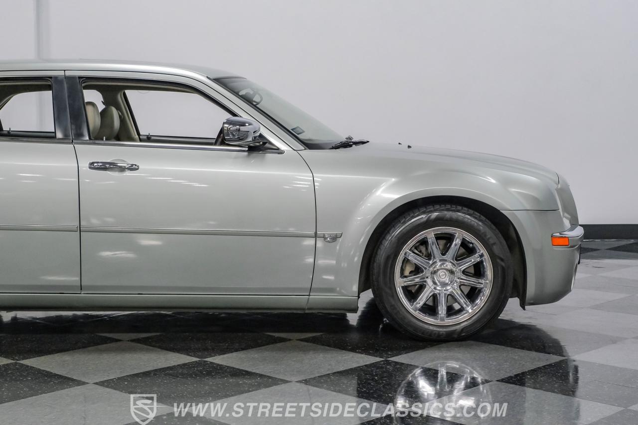 2005 Chrysler 300C