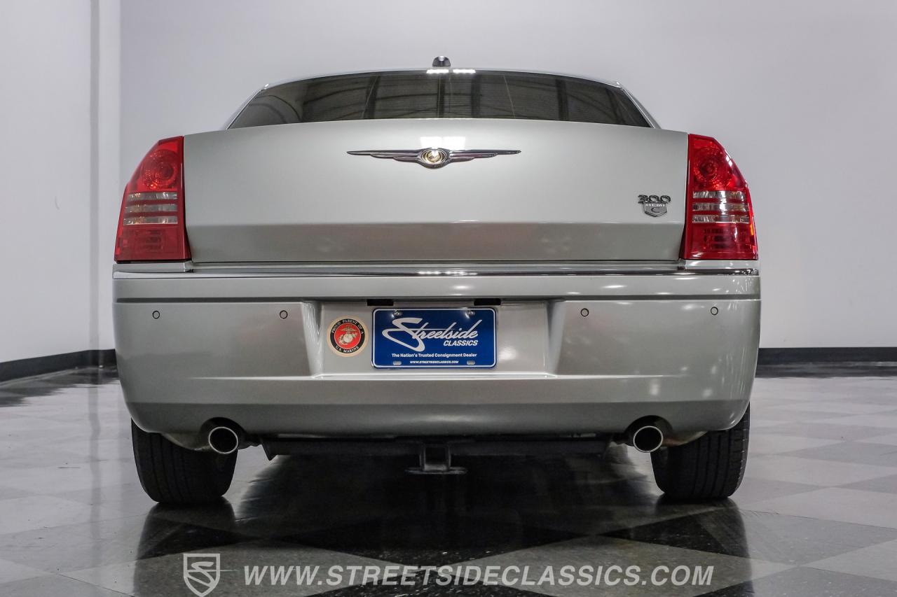 2005 Chrysler 300C