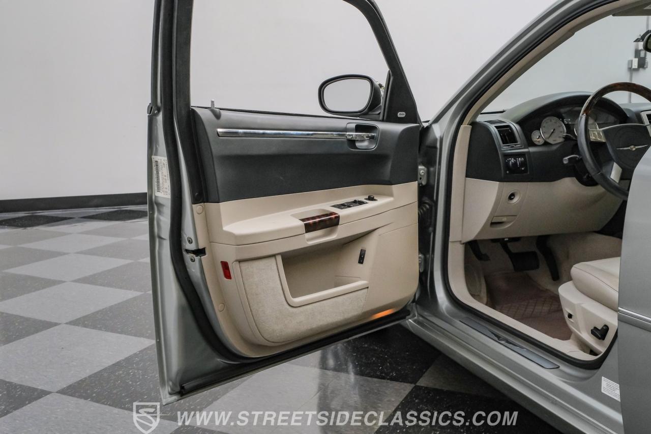 2005 Chrysler 300C