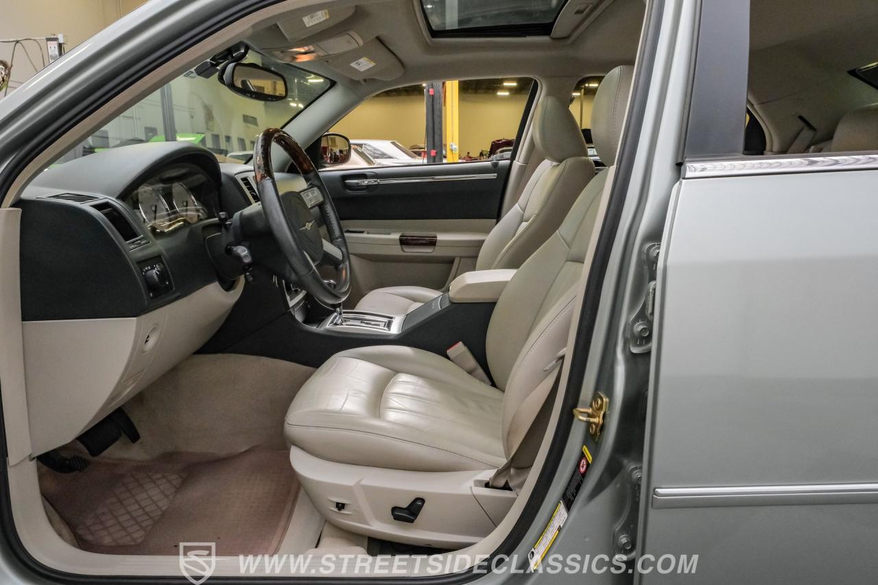 2005 Chrysler 300C