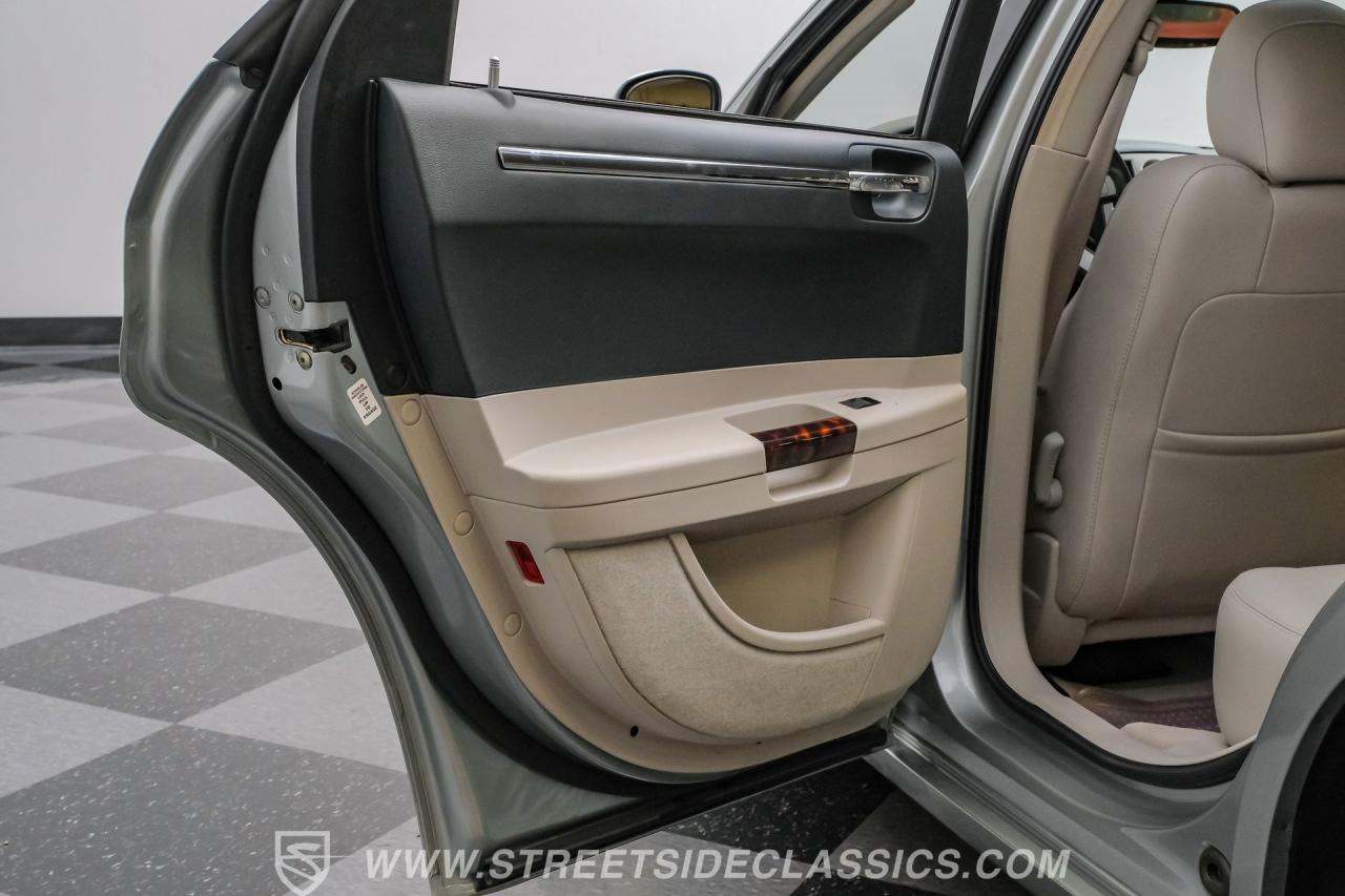 2005 Chrysler 300C