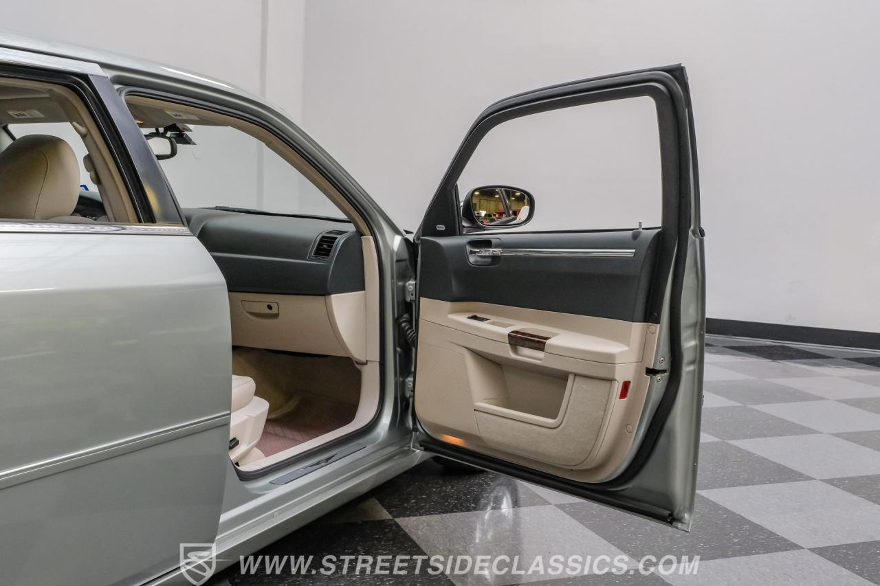 2005 Chrysler 300C
