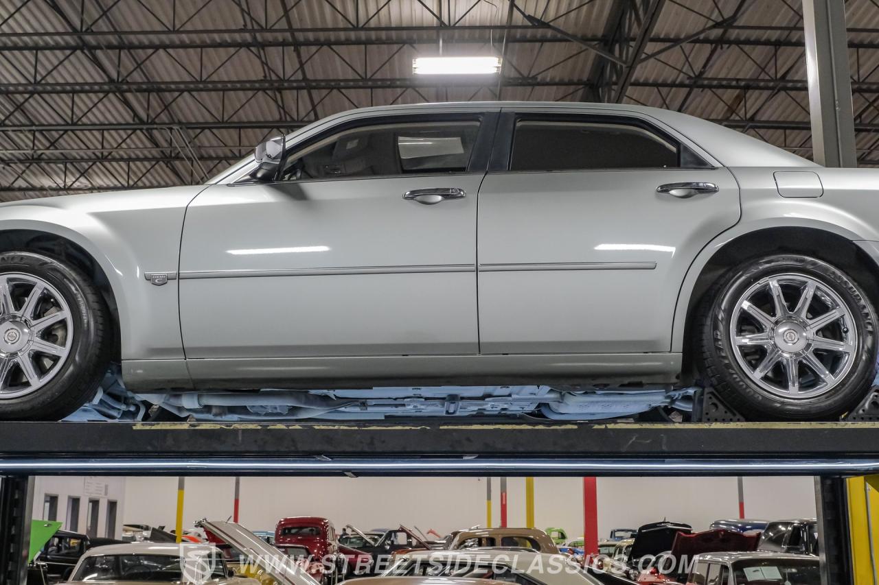 2005 Chrysler 300C