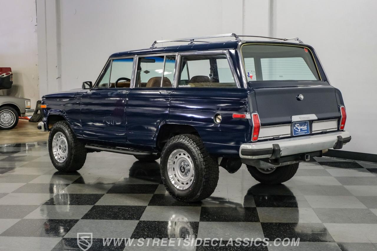 1985 Jeep Grand Wagoneer Restomod