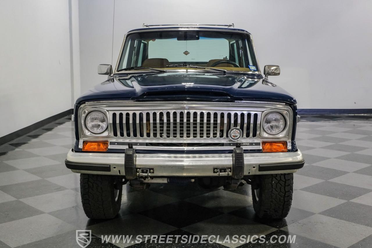 1985 Jeep Grand Wagoneer Restomod
