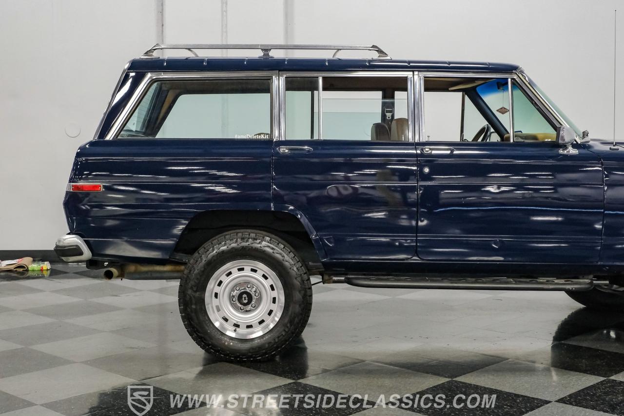 1985 Jeep Grand Wagoneer Restomod