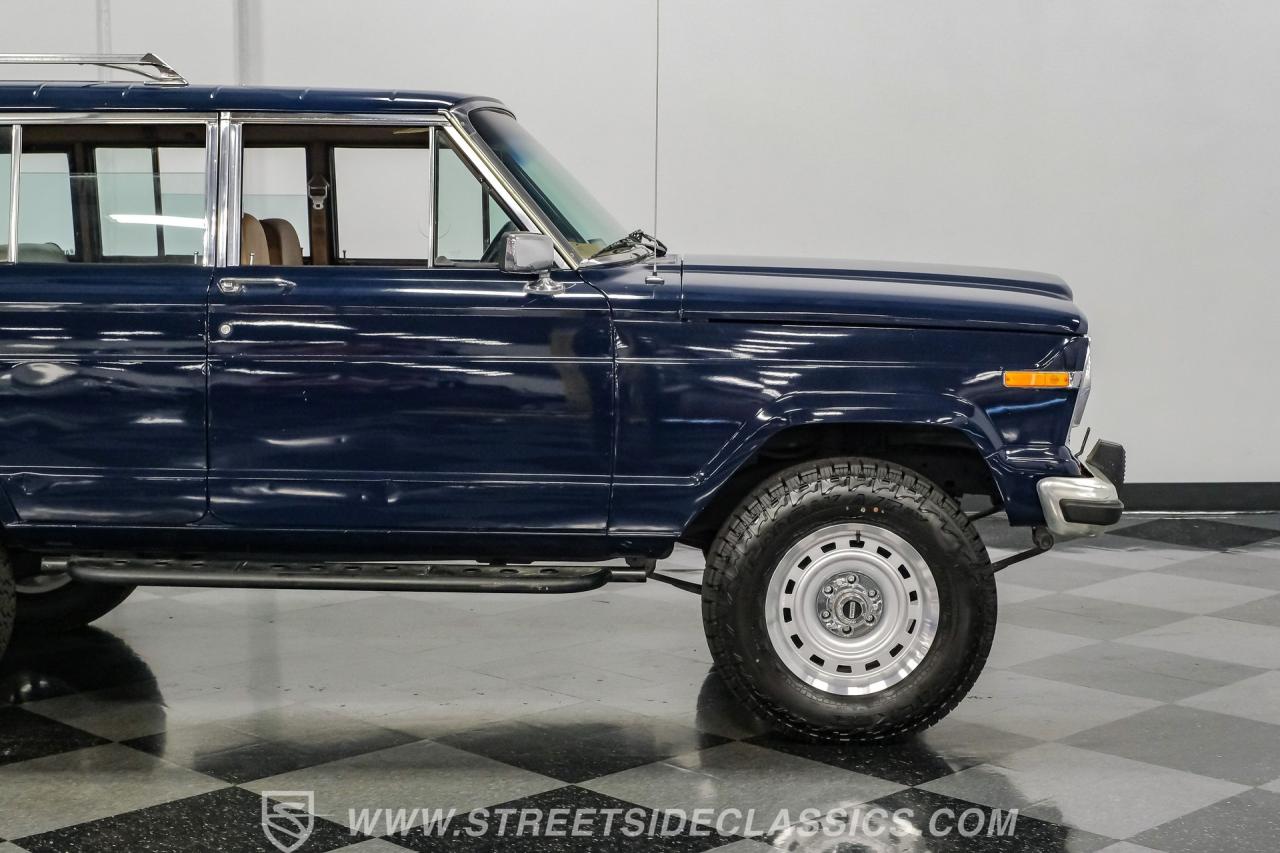 1985 Jeep Grand Wagoneer Restomod