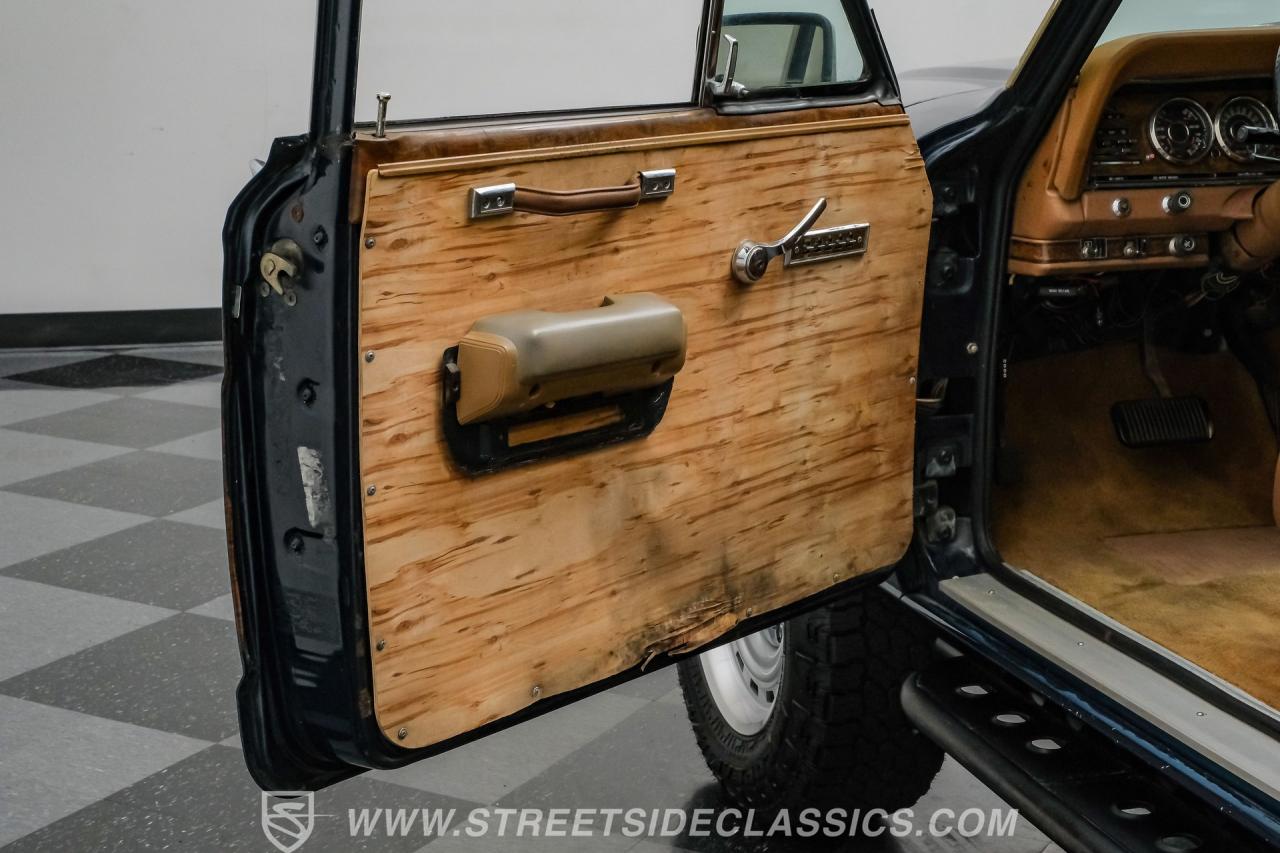 1985 Jeep Grand Wagoneer Restomod