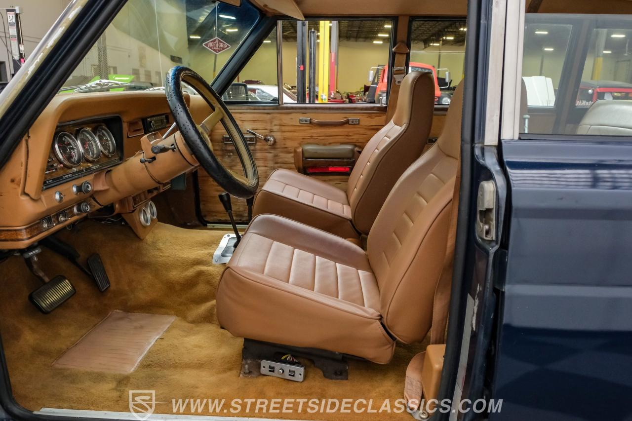 1985 Jeep Grand Wagoneer Restomod