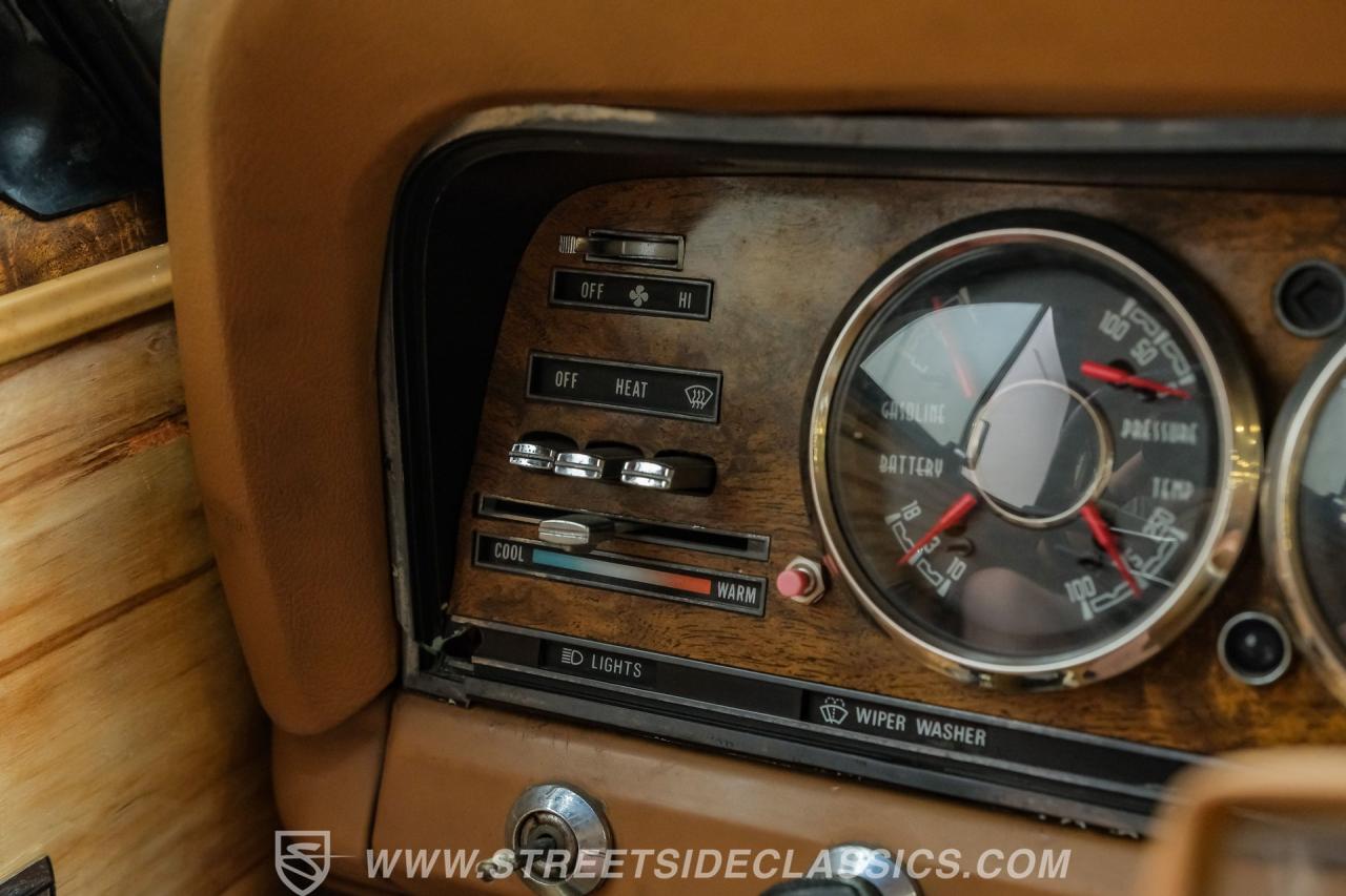 1985 Jeep Grand Wagoneer Restomod