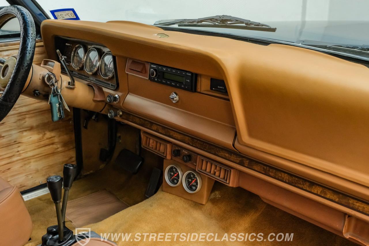 1985 Jeep Grand Wagoneer Restomod