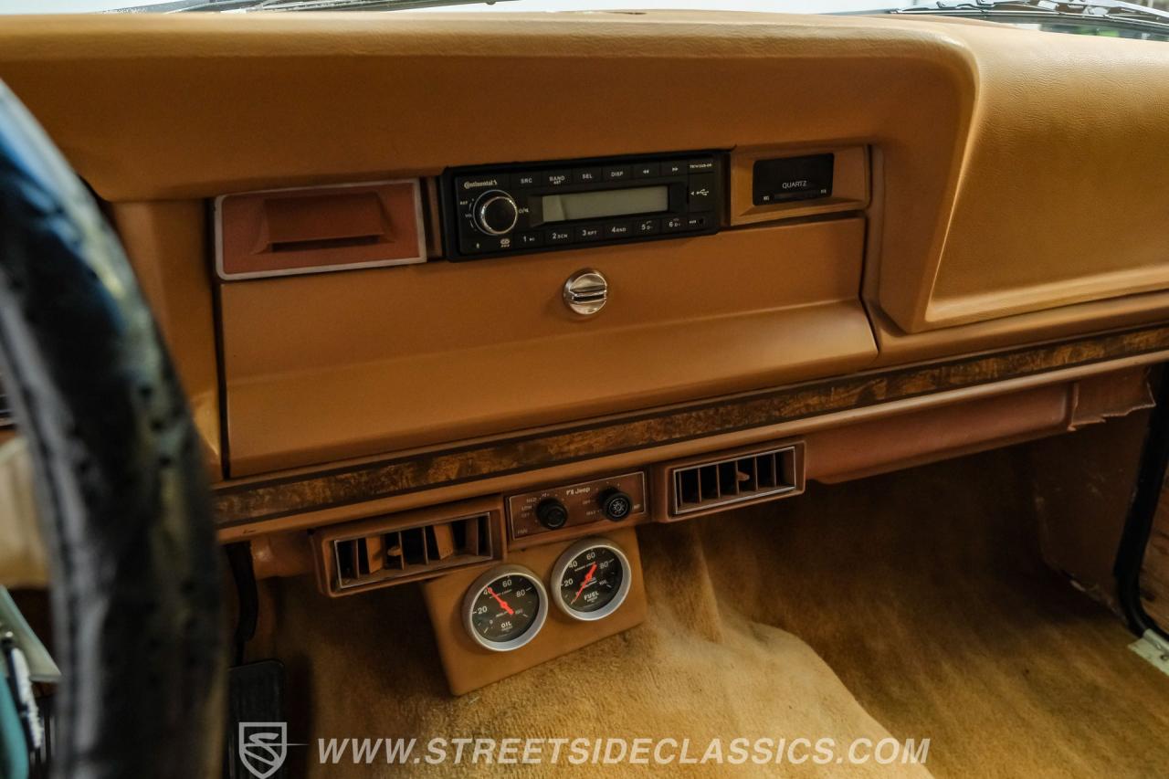 1985 Jeep Grand Wagoneer Restomod