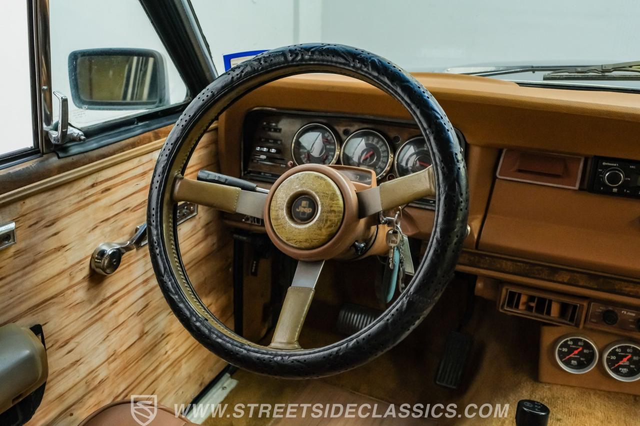 1985 Jeep Grand Wagoneer Restomod
