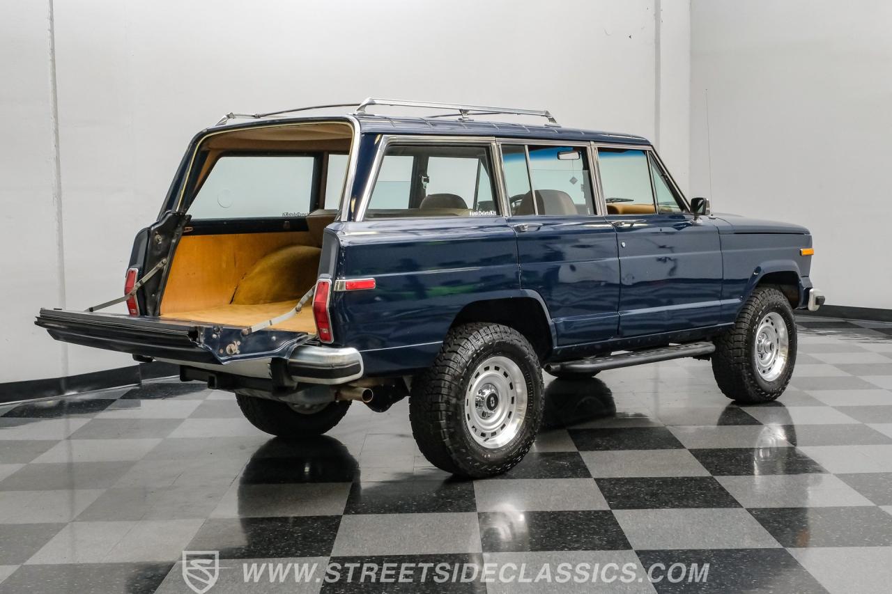 1985 Jeep Grand Wagoneer Restomod