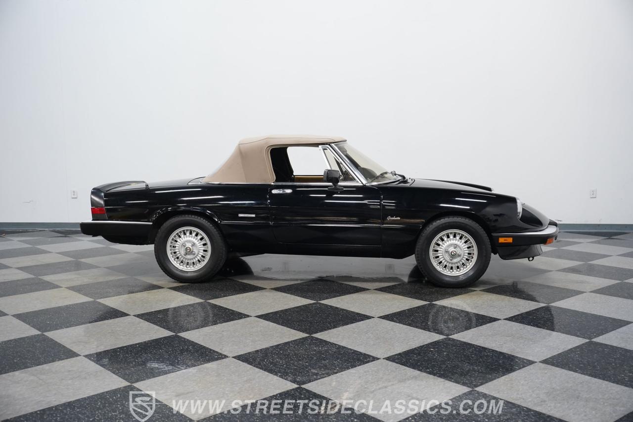 1990 Alfa Romeo Spider Graduate