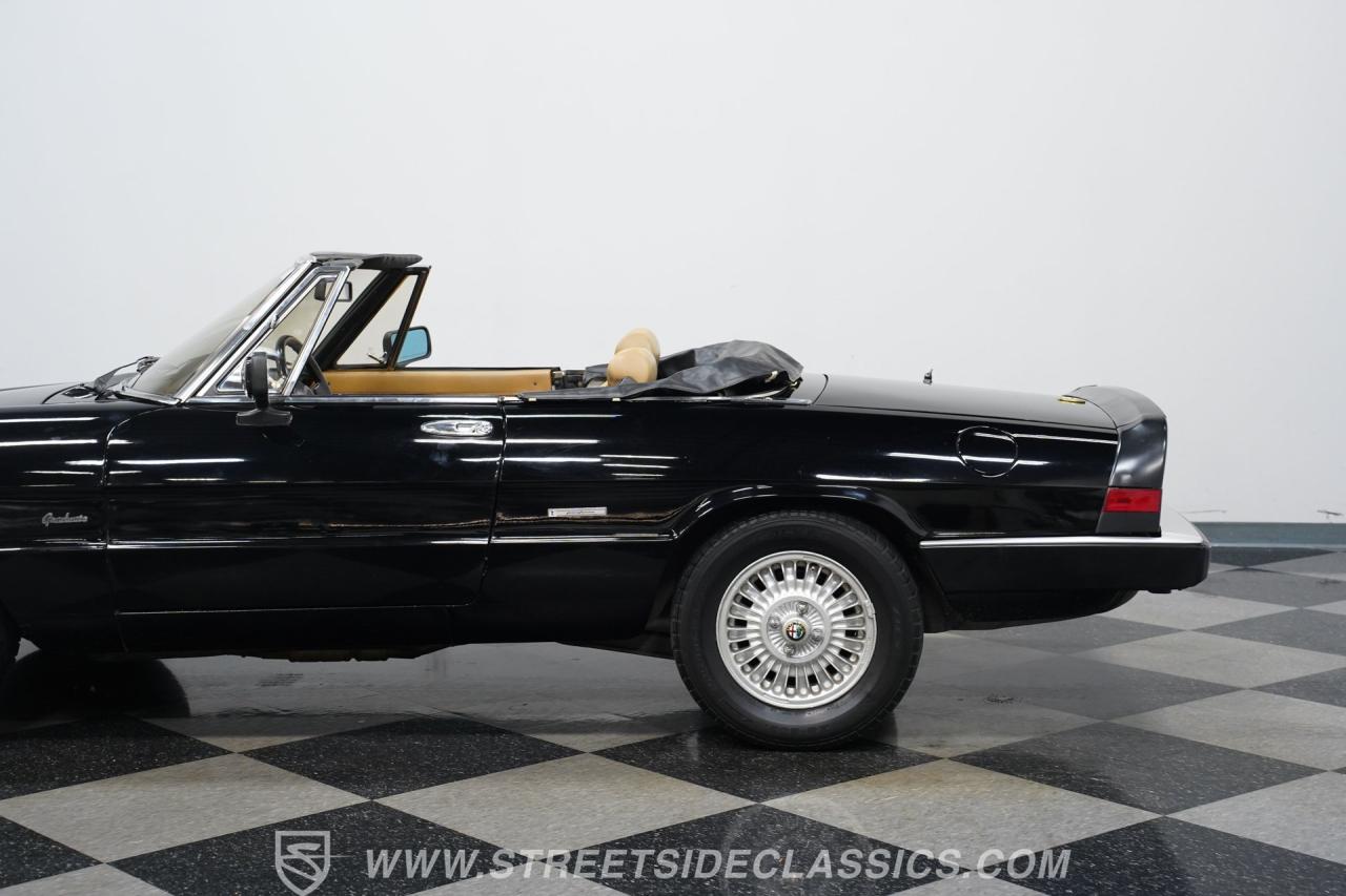 1990 Alfa Romeo Spider Graduate