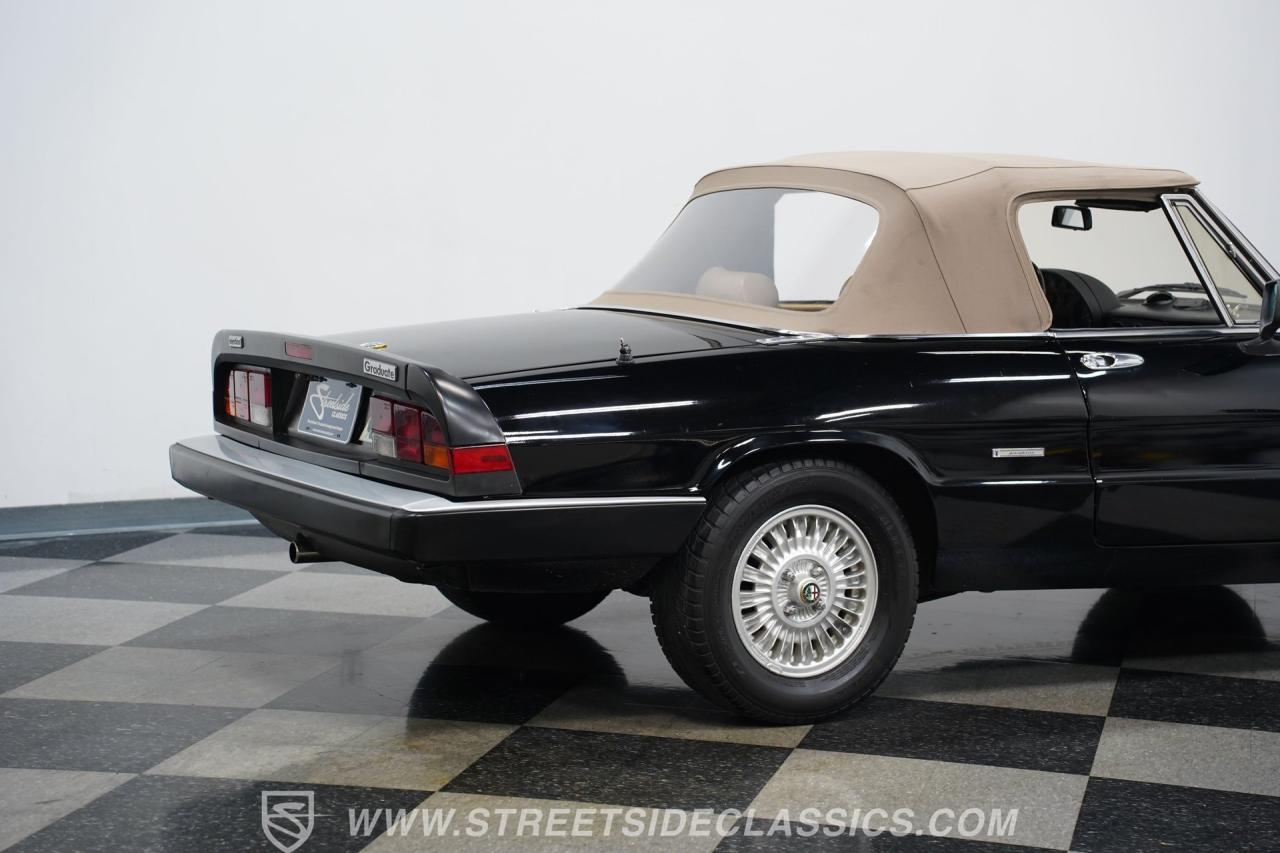 1990 Alfa Romeo Spider Graduate