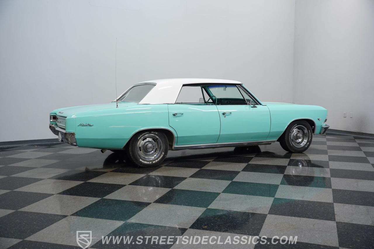 1966 Chevrolet Chevelle Malibu 4 Door Hardtop
