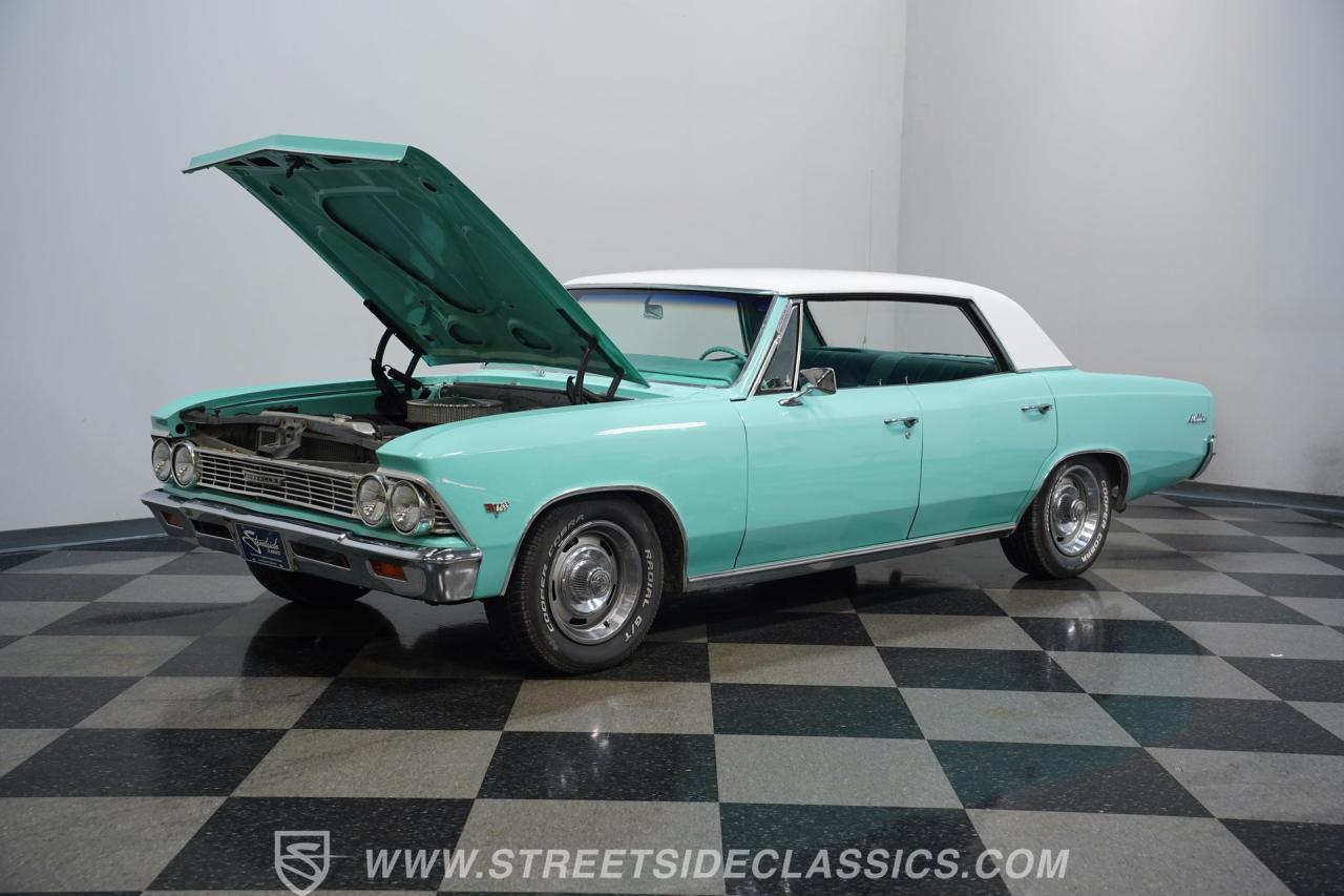 1966 Chevrolet Chevelle Malibu 4 Door Hardtop