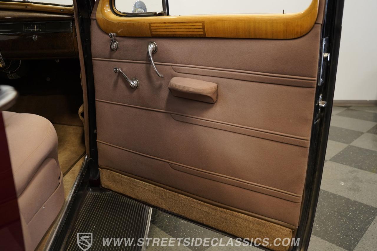 1939 Cadillac Fleetwood  Series 75 Seven-Passenger Sedan