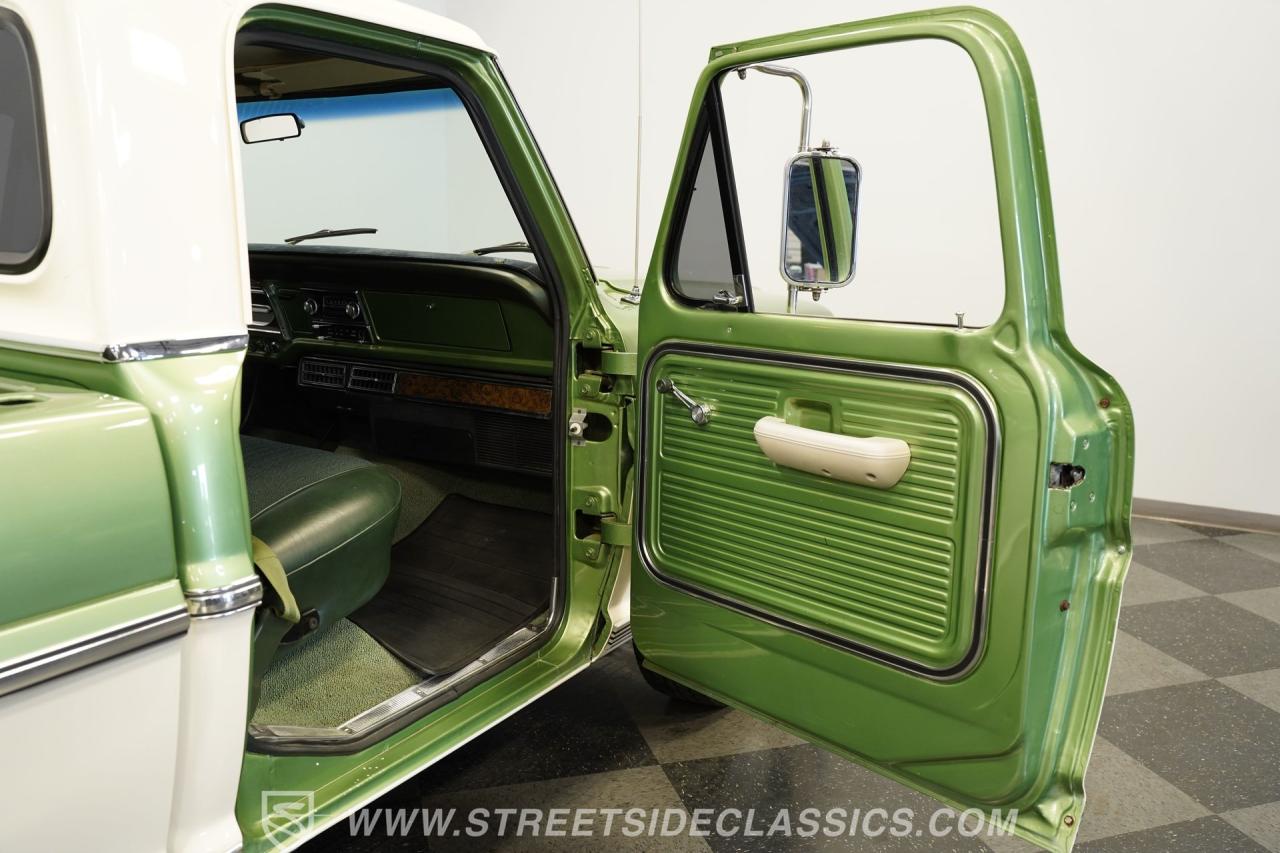 1972 Ford F-100 Sport Custom