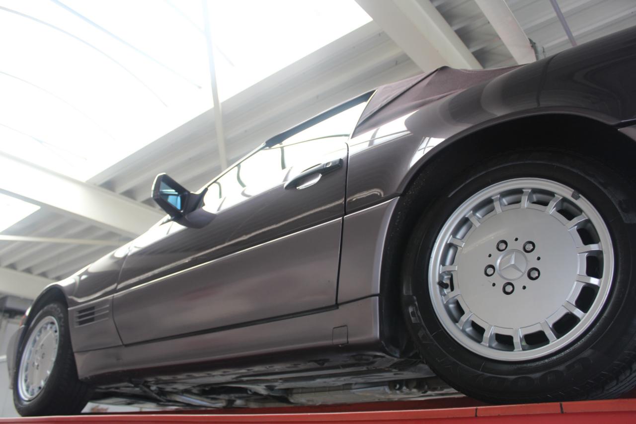 1990 Mercedes - Benz SL 500 &ldquo;Bornite over Safran&rdquo; SL500 &ldquo;Bornite over Safran&rdquo;
