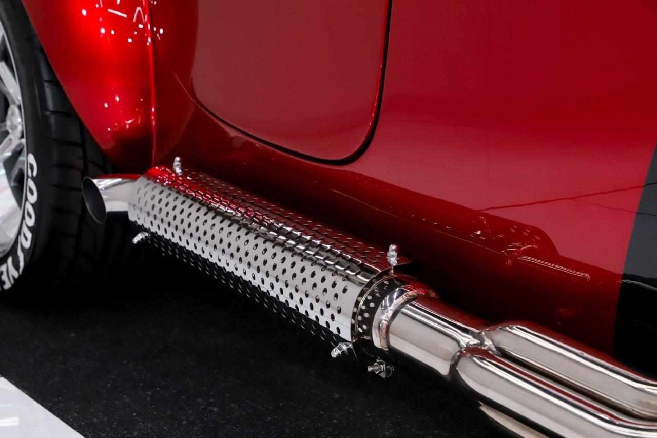 1965 Shelby Cobra Backdraft