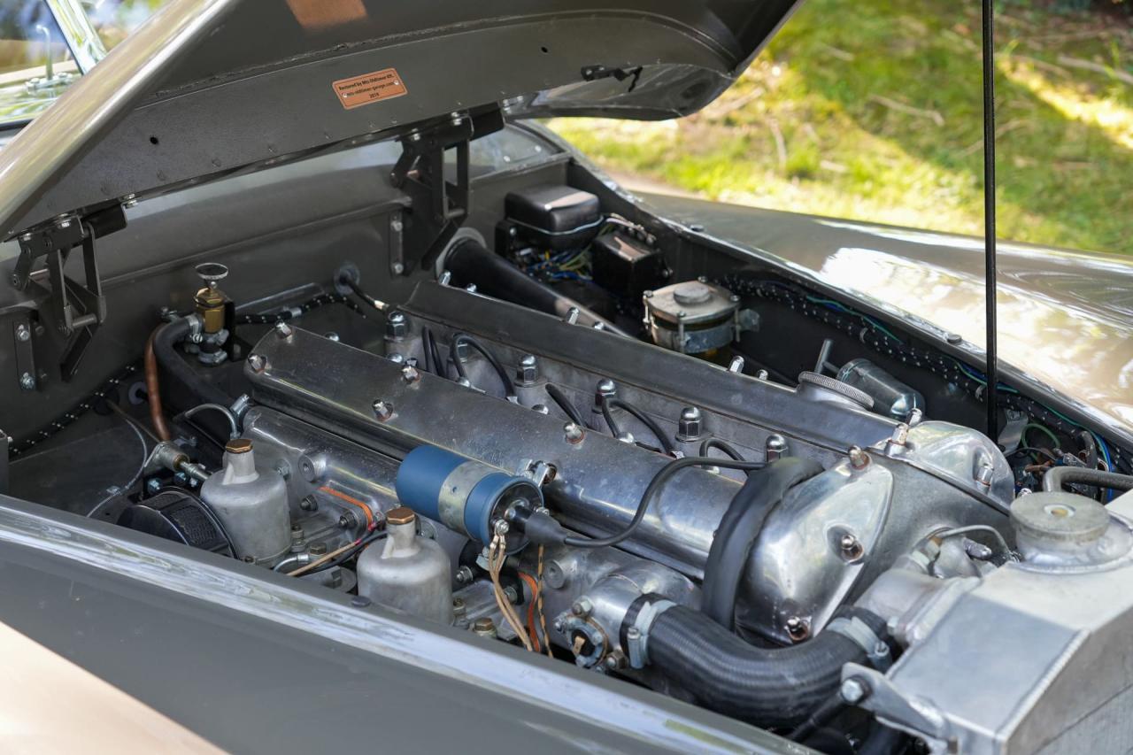 1951 Jaguar XK120 OTS