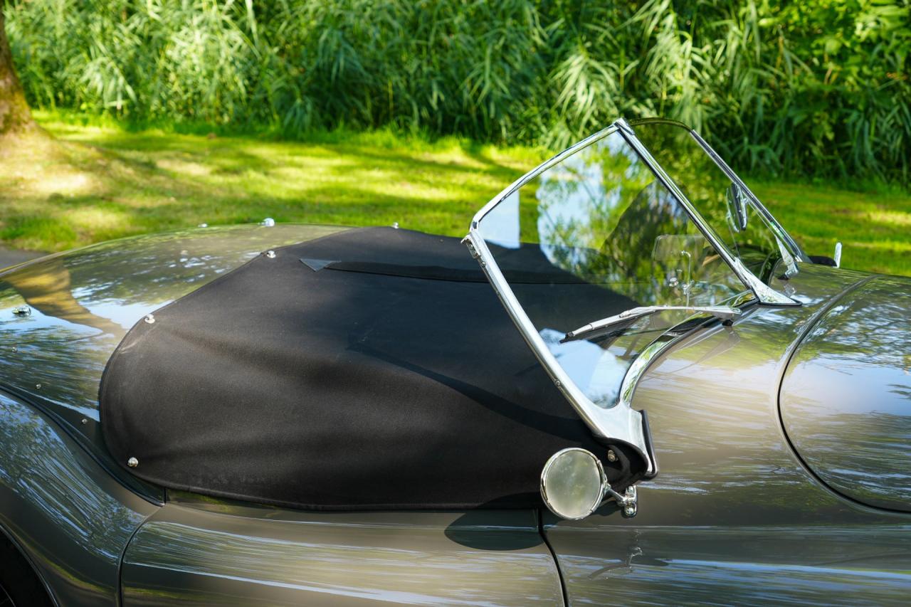 1951 Jaguar XK120 OTS