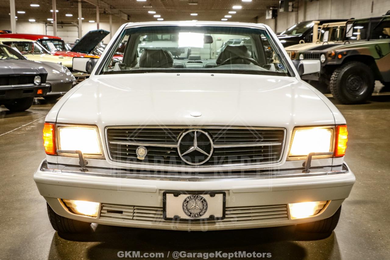 1991 Mercedes - Benz 560-Class