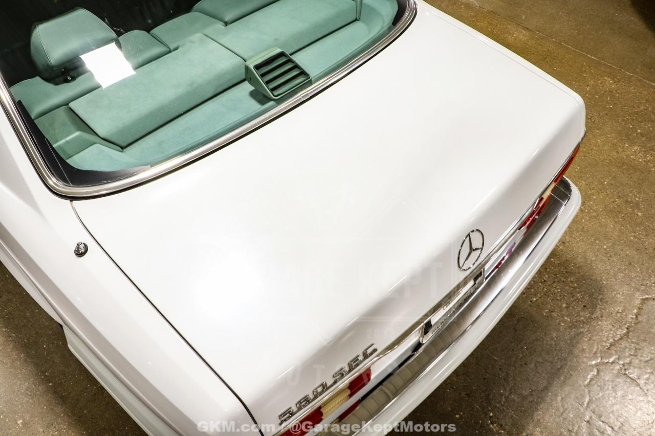 1991 Mercedes - Benz 560-Class