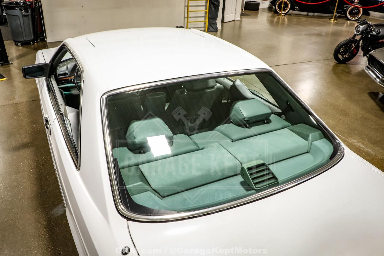 1991 Mercedes - Benz 560-Class