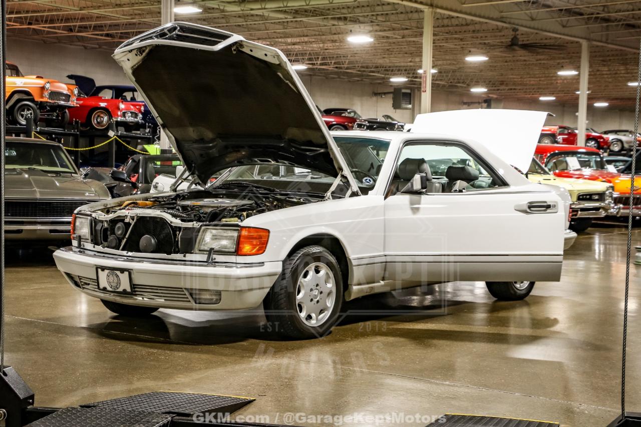 1991 Mercedes - Benz 560-Class