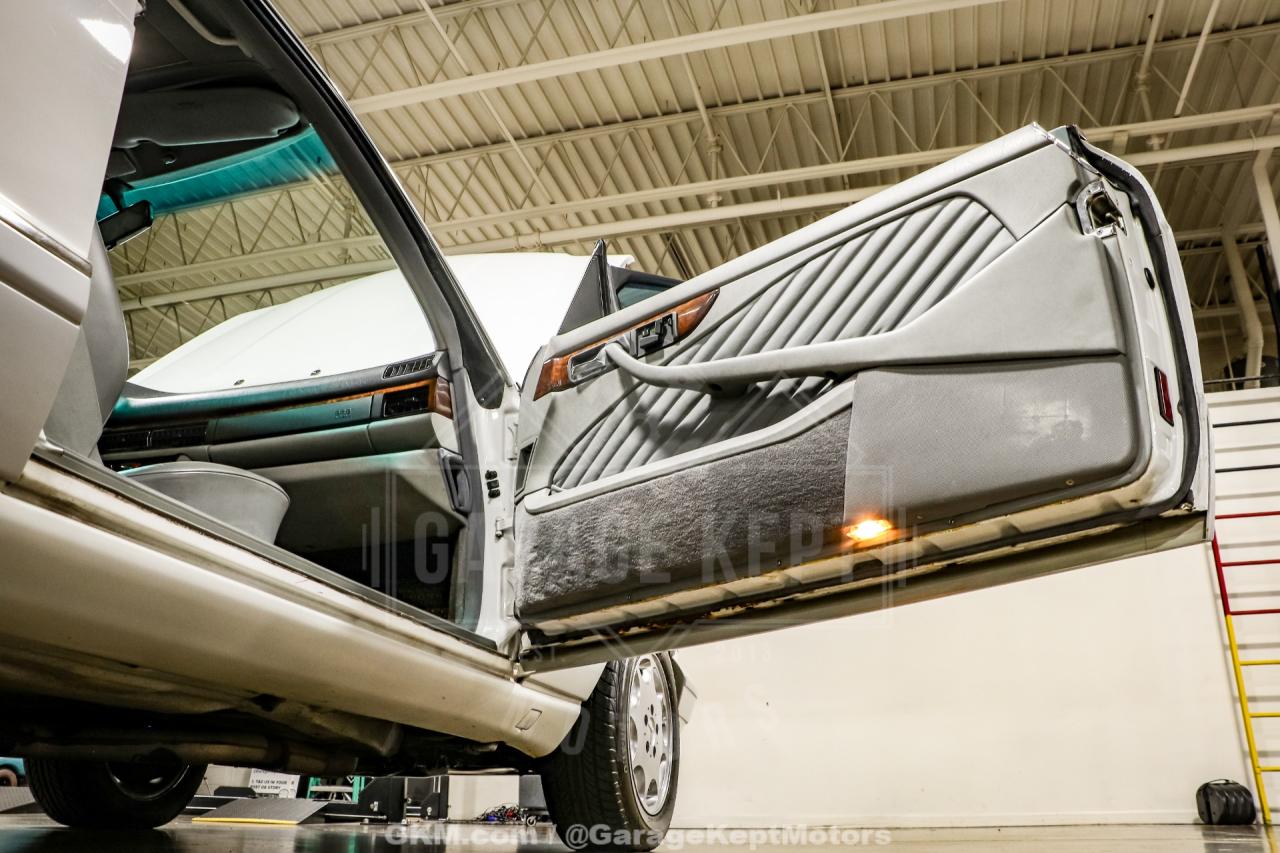 1991 Mercedes - Benz 560-Class