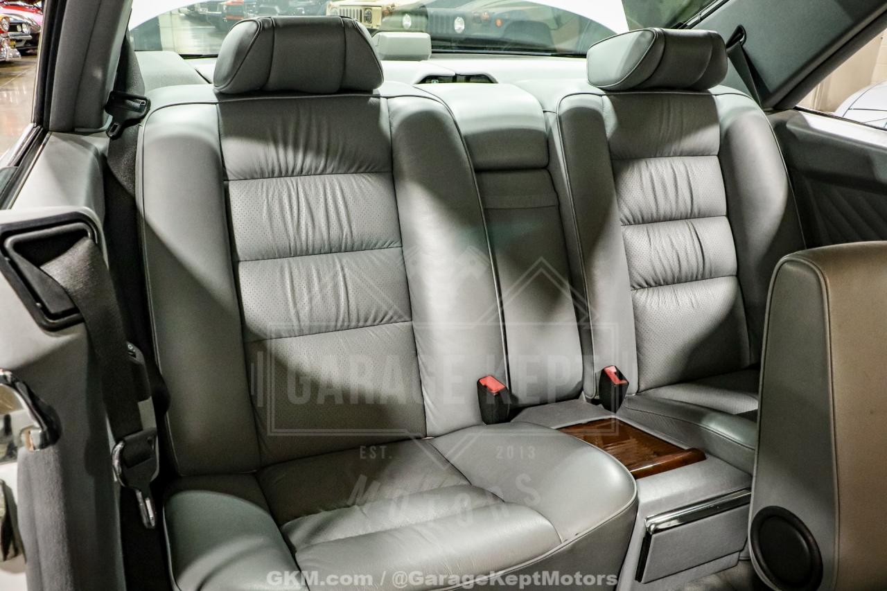 1991 Mercedes - Benz 560-Class