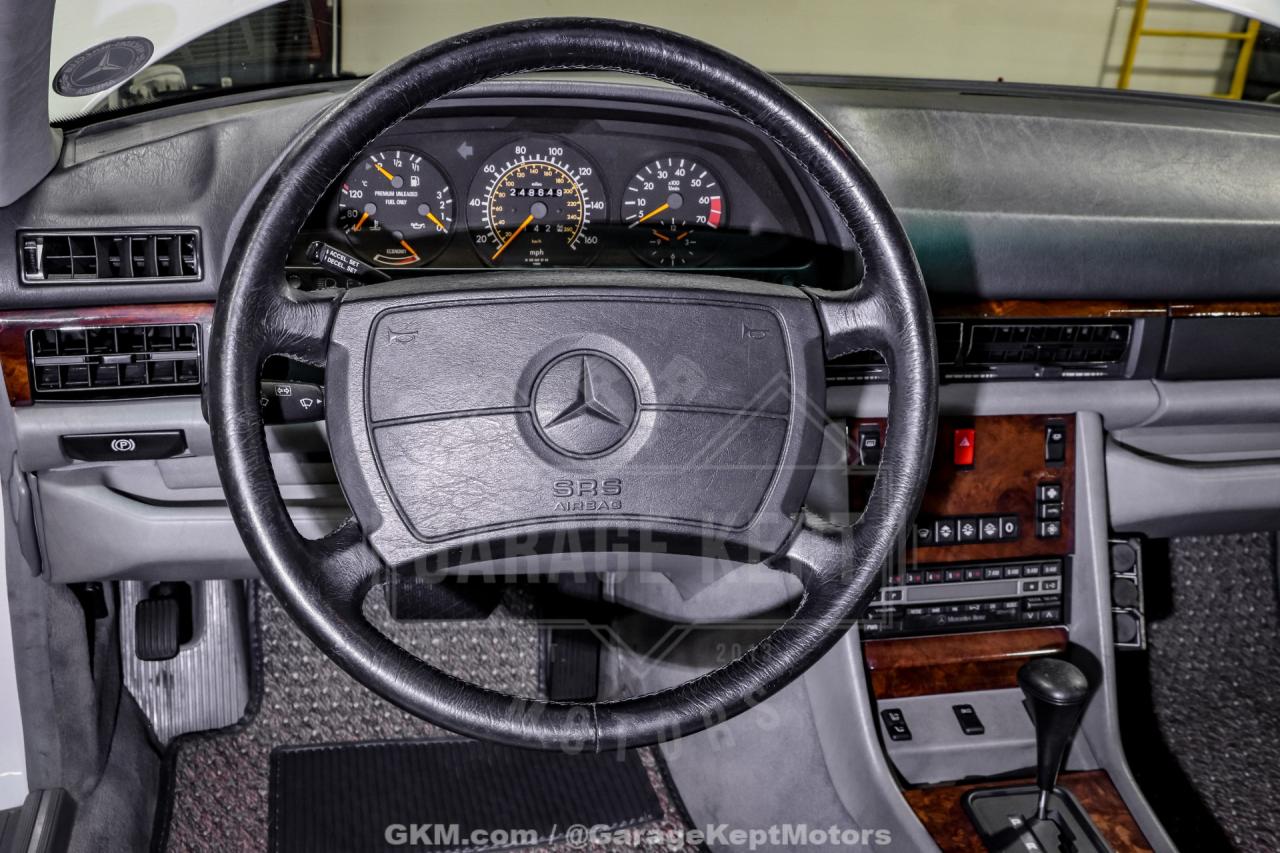 1991 Mercedes - Benz 560-Class