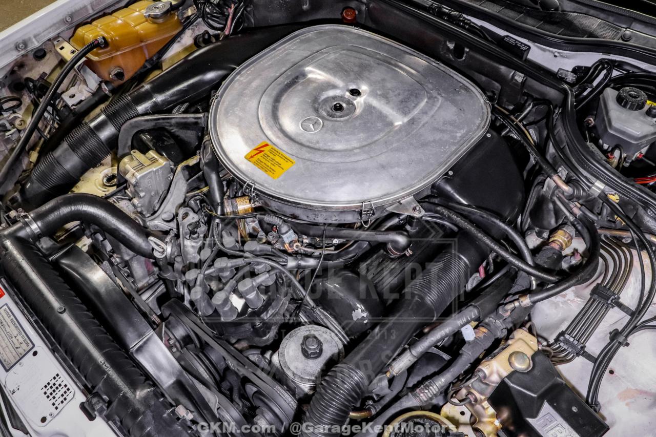 1991 Mercedes - Benz 560-Class