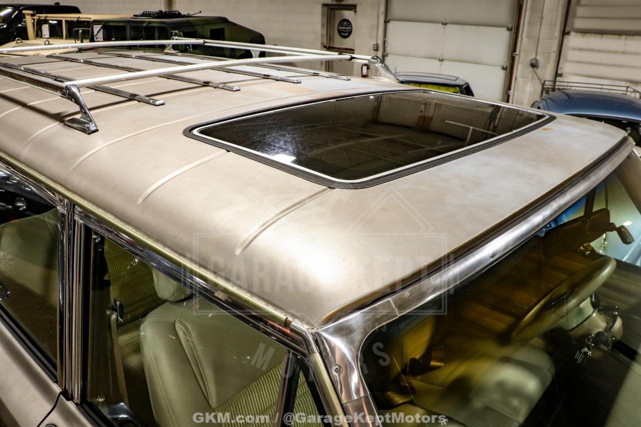 1988 Jeep Grand Wagoneer