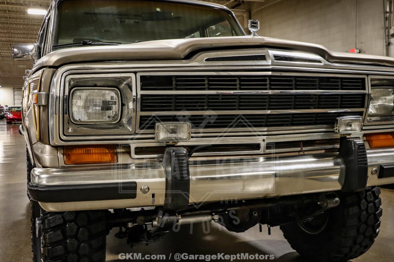 1988 Jeep Grand Wagoneer