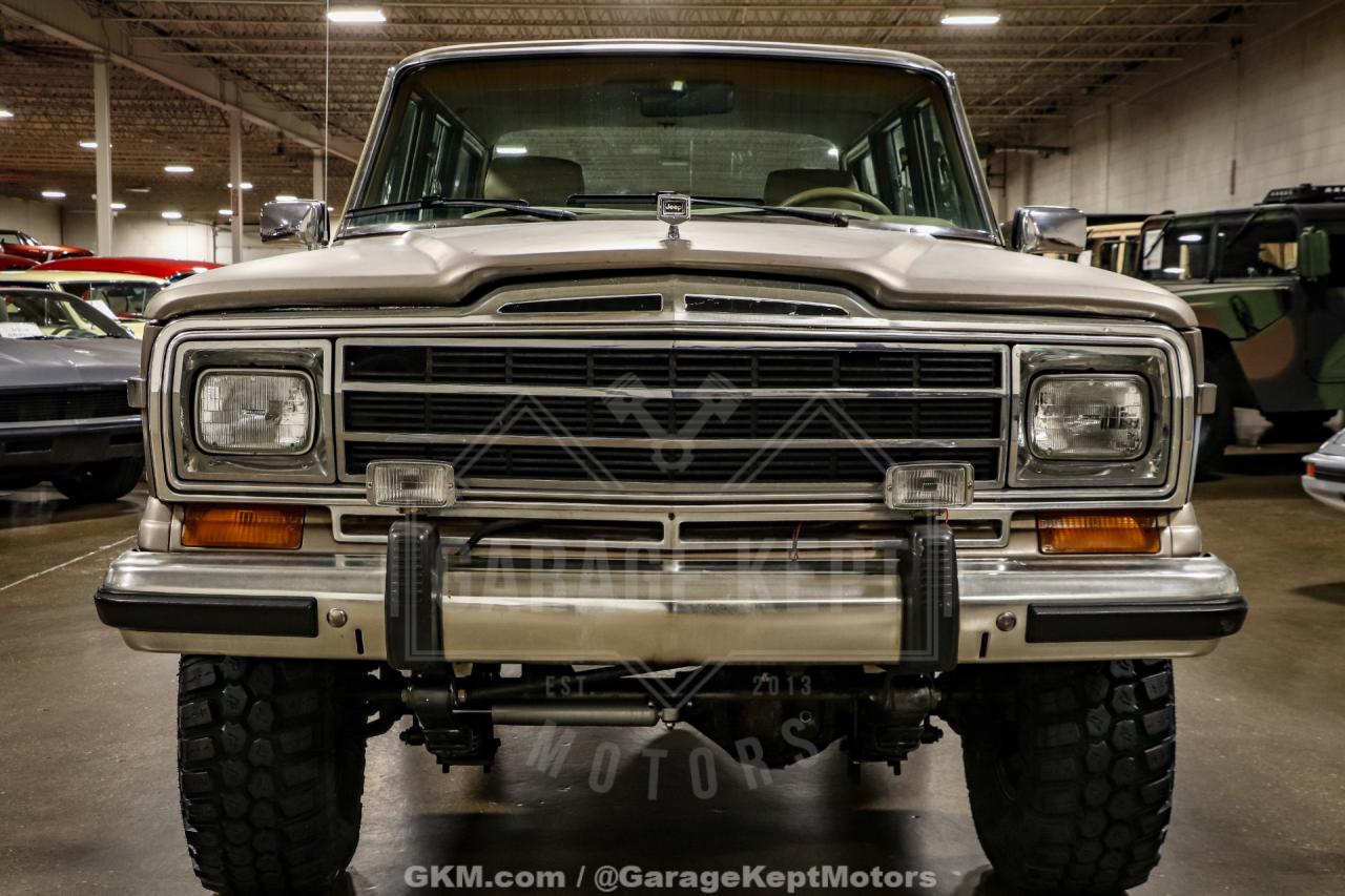 1988 Jeep Grand Wagoneer