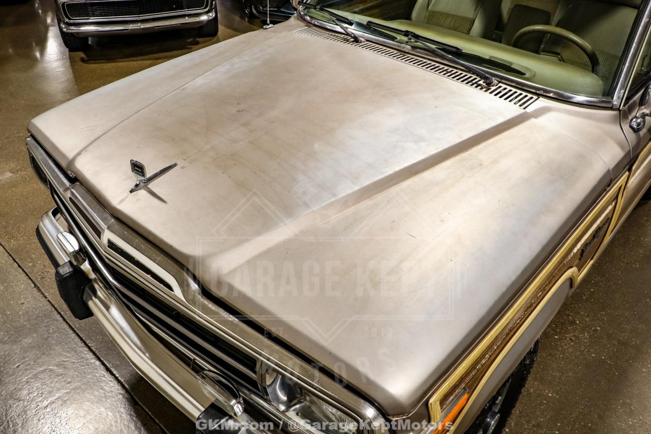 1988 Jeep Grand Wagoneer