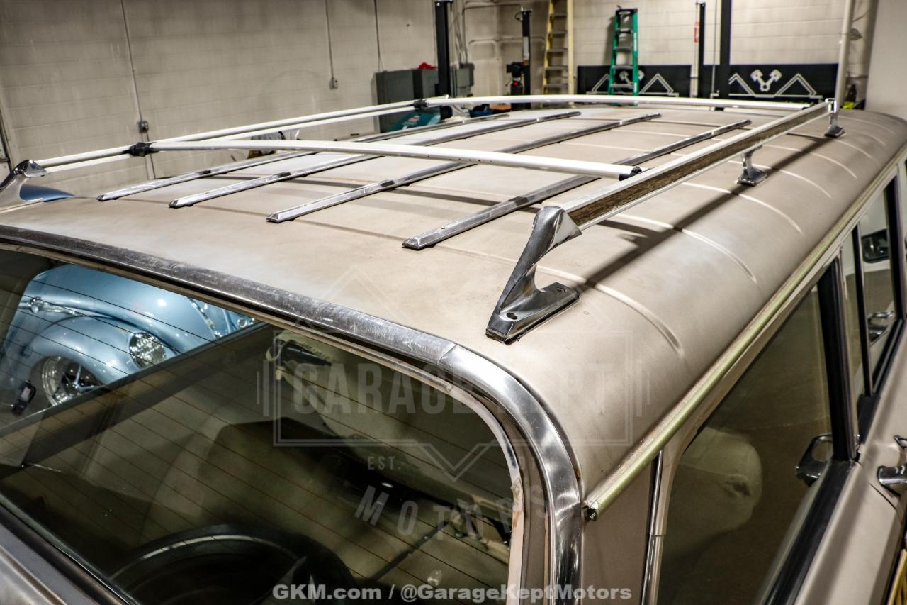 1988 Jeep Grand Wagoneer