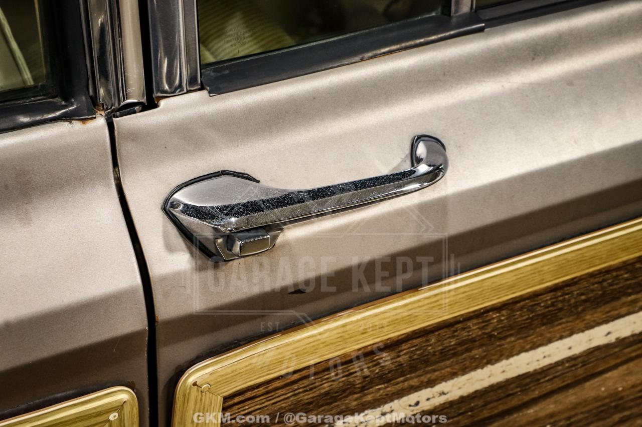 1988 Jeep Grand Wagoneer