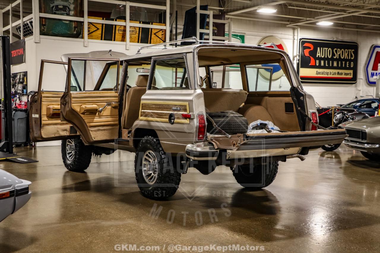 1988 Jeep Grand Wagoneer