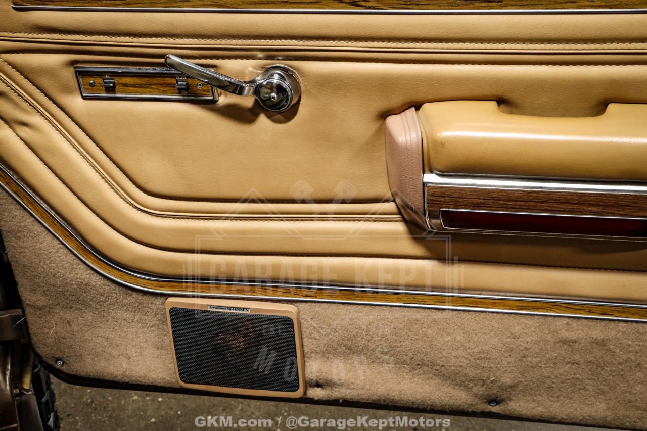 1988 Jeep Grand Wagoneer