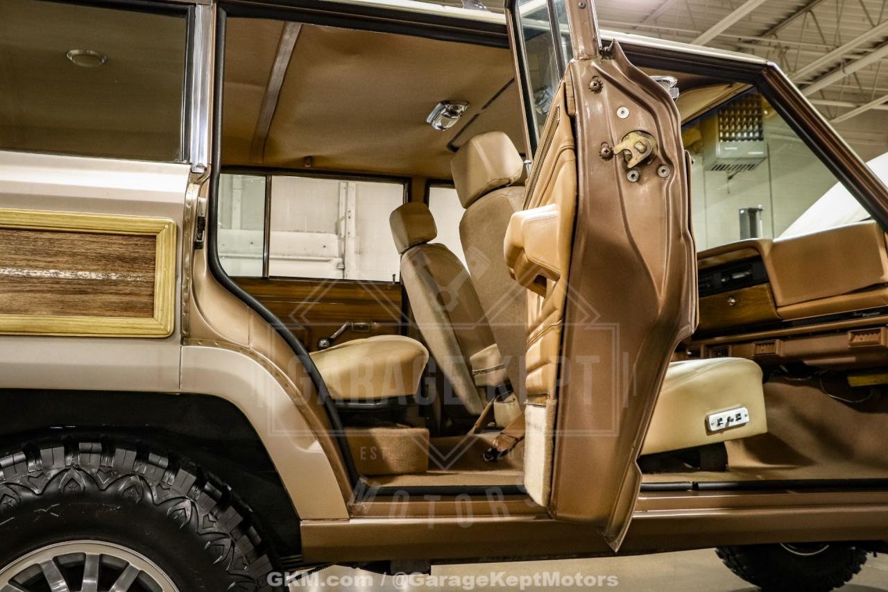 1988 Jeep Grand Wagoneer