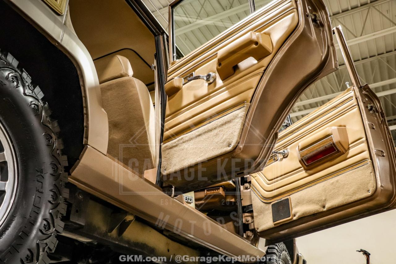 1988 Jeep Grand Wagoneer